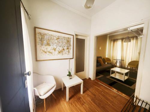 Vyronas Apartment | Central Athenian Gem!