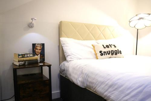 Riverside Apartment | Central Cardiff One-Bed Comfortable Flat