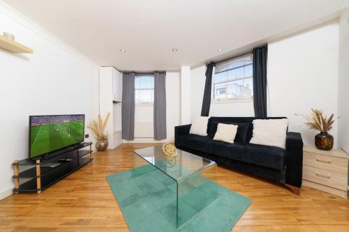 Spitalfields Apartment | Central London 2BR 4 Min Walk to Liverpool St