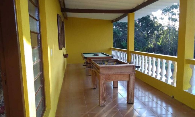 Cotia House | Chácara com Ambiente bem Familiar, em Meio á Natureza, Para Momentos Especiais!