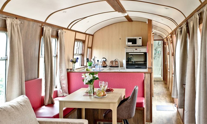 Dawlish Warren Ski Chalet | Chalet ∙ 3 bedrooms ∙ 6 guests