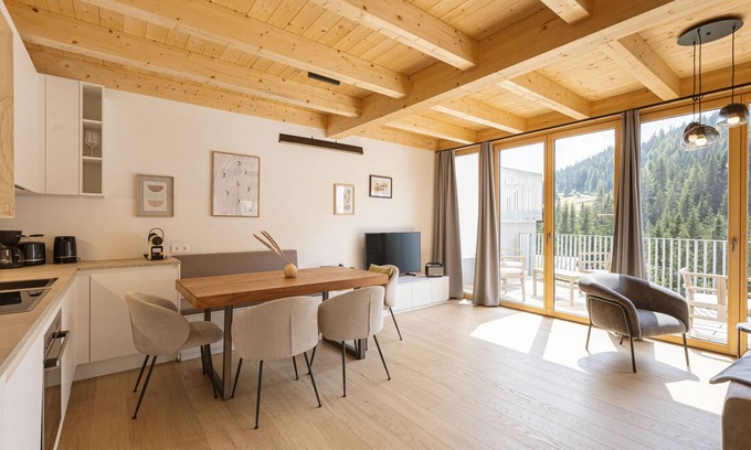 Schonberg House | Chalet #7 with 3 bedrooms and sauna