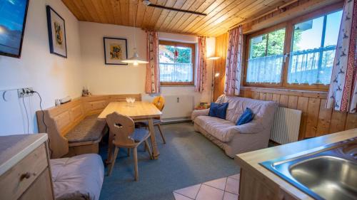 Hochkrimml Apartment | Chalet Alpine Royal B Top 16