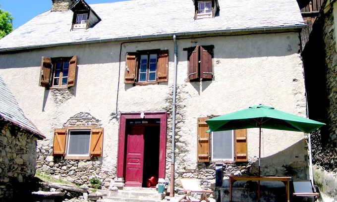 Bagneres-de-Luchon Ski Chalet | Chalet Cathervielle near Luchon Peyragudes
