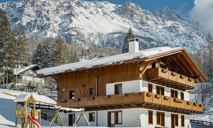 Cortina d'Ampezzo Ski Chalet | Chalet Celosia - Belluno