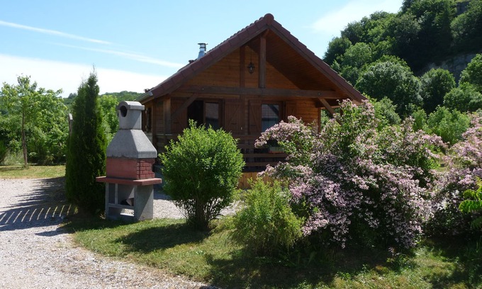 Doucier Ski Chalet | Chalet-Comfort-Wet room-Terrace- clévacances 3 clés