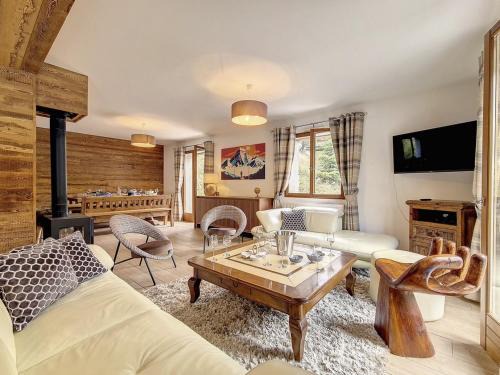 Le Bettaix Ski Chalet | Chalet de standing spacieux avec terrasse et babyfoot - FR-1-344-1186