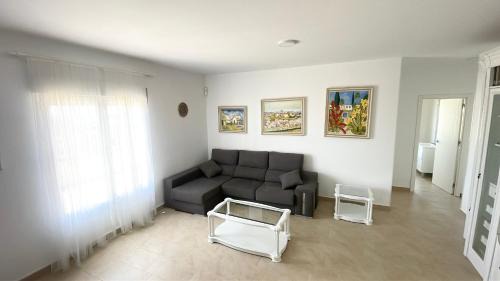 Conil de la Frontera House | Chalet en Conil, descansa y disfruta BBQ AIRE PISCINA PARKING