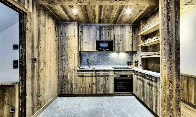 Le Fornet Ski Chalet | Chalet Les Sources de l'Isère - Chalet 8 Rooms 14 People