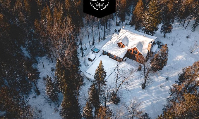 Fiddler Lake Resort Ski Chalet | Chalet Silver Fox SPA at Fiddler's Lake