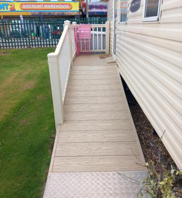 Chapel Saint Leonards Ski Chalet | Chapel St leonards Happydays beachfield