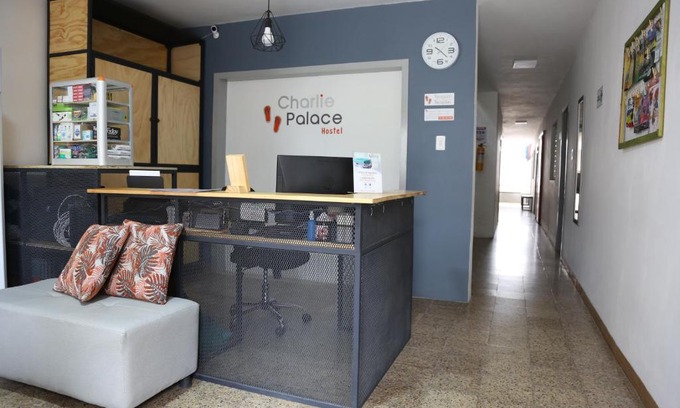 El Poblado House | Charlie Palace Hostel