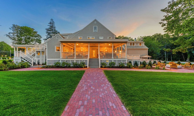 Sea Pines Hotel | Charm on Main