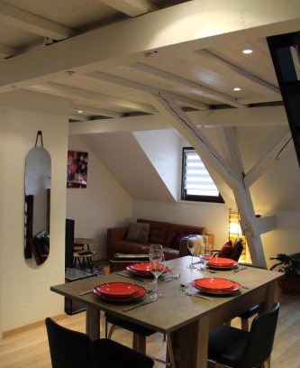Poincare Apartment | Charmant duplex privatisé, climatisé, 2 chambres