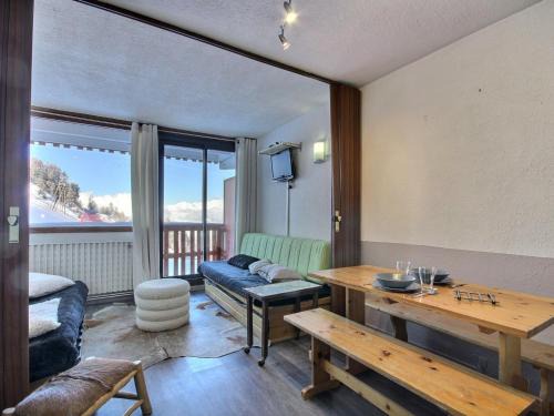 Plagne Centre Apartment | Charmant studio avec balcon et vue Mont-Blanc, à 50m des pistes - FR-1-455-131