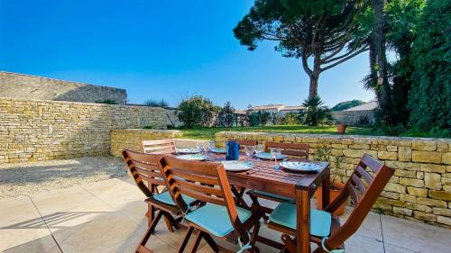 Le Bois-Plage-en-Re Villa | Charmante et récente villa à proximité du centre village