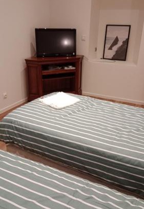 Aix-les-Bains Apartment | Charme rez de rue