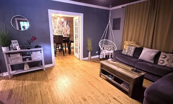 New Braunfels House | Charming 1930's Downtown New Braunfels Home only half of mile from city center
