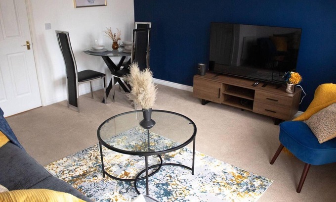 Newark upon Trent House | Charming 2-bed Home in the Heart of Nottingham