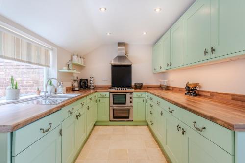 Northampton House | Charming 2 Bed Property