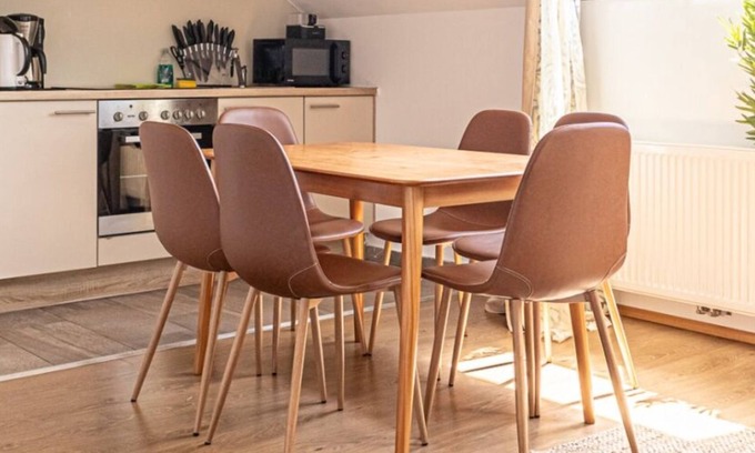 Vienna Apartment | Charming 2BR+1LR Apt. Modern Design @Donaustadt