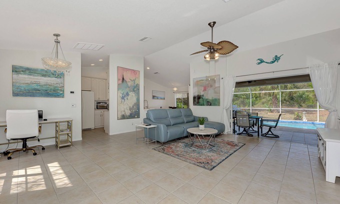 North Port House | Charming 3/2 Home W/Saltwater & Heated Pool Near Several Beautiful Beaches