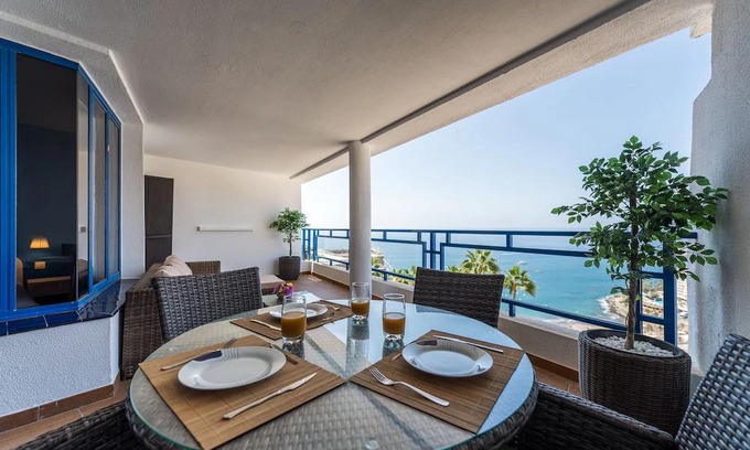 Taurito Apartment | Charming Apartment with Terrace, Swimming pool and Sea views