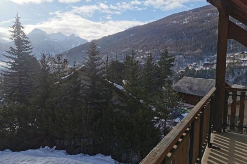 Forville Apartment | Charming duplex with 2 balconies and view