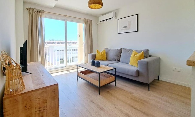 Canet de Berenguer Apartment | Charming flat close to the beach
