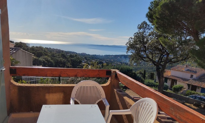 Les Issambres Cabin | Charming pavilion 5 minutes from the beaches and the entrance to the Gulf of Saint Tropez