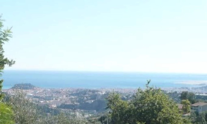 Saint-Andre-de-la-Roche Apartment | Charming studio in villa Fairytale view day and night on the sea and the city of Nice