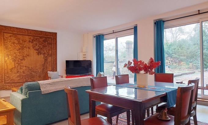 Saint-Sauveur-Marville Cottage | Charming cottage with garden and parking in Saint-Sauveur-Marville