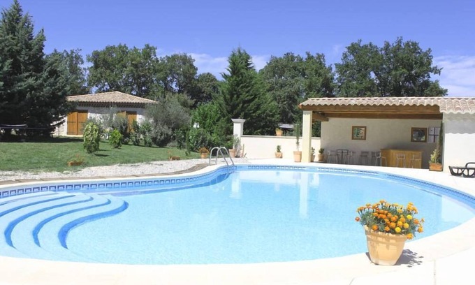 Saint-Marcel-de-Careiret House | Charming cottages in the countryside between Provence and Cévennes