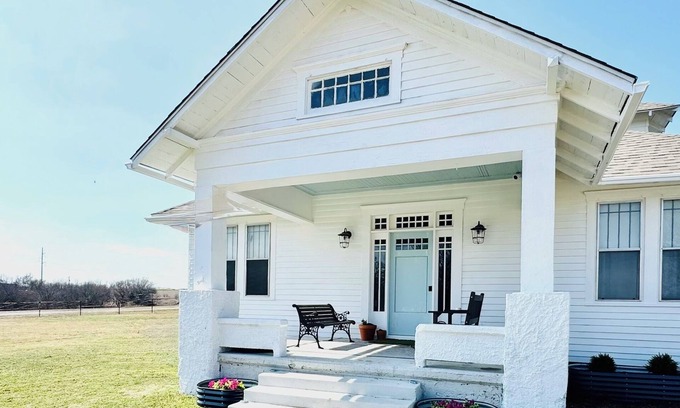 Muenster Other | Charming, Fully Restored Farmhouse on Acreage
