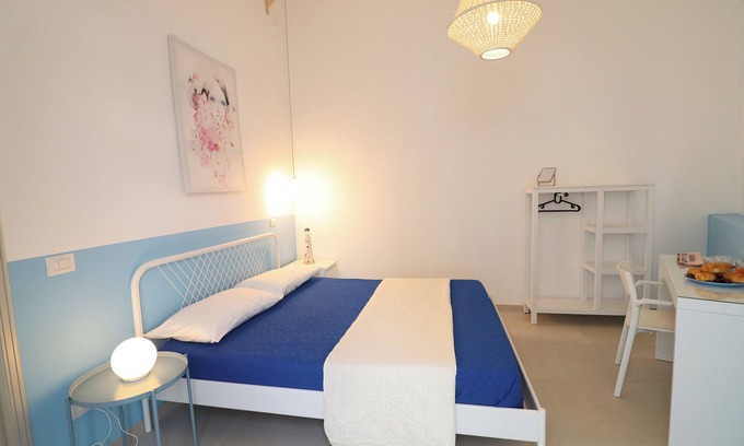 Otranto Apartment | Charming Holiday Apartment “Casa Vacanze Aura" with Air Conditioning