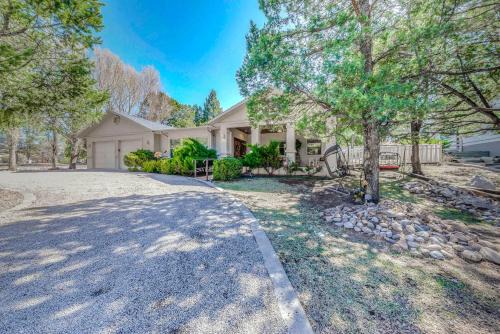 Ruidoso House | Charming Home with Patios, Near Ruidoso Downs Casino