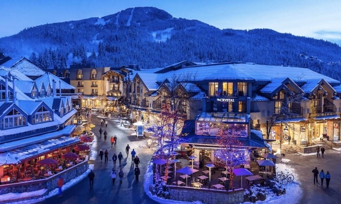 Brio Ski Chalet | Charming House Close to Everything 30+ days