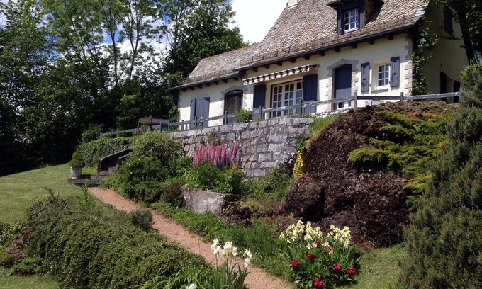 Vic-sur-Cere House | Charming house in Vic Sur Cère
