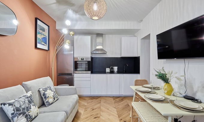 Pigalle Apartment | Charming new Flat in the Centre of Paris