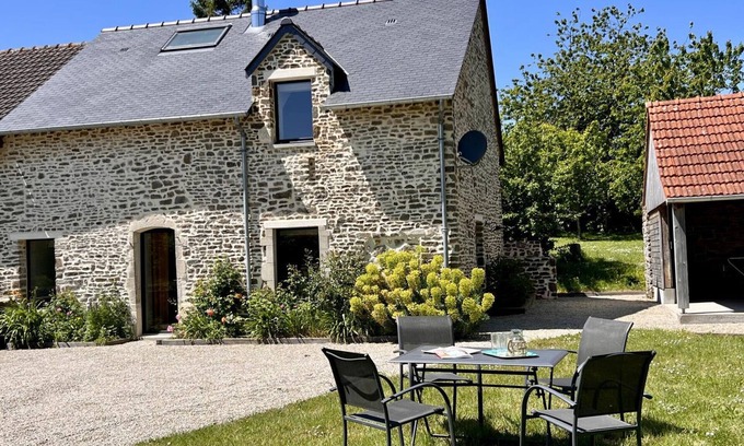 Canville-la-Rocque Cottage | Charming Renovated House with Garden, Near Beaches in Cotentin