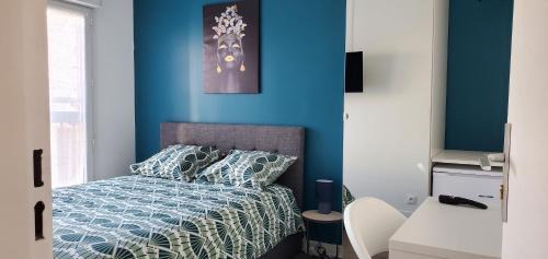 Vitry-sur-Seine Bed & Breakfast | Charming Room with shared space close to PARIS - Chambres Confort avec espaces partagés proche de PARIS