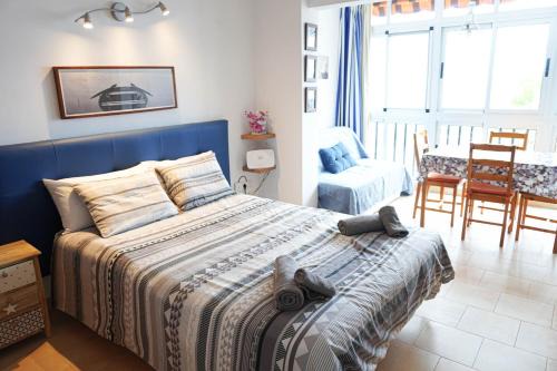 Tacoronte Apartment | Charming Studio Apartment in Mesa del Mar