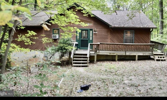 Mineral Cabin | Charming Waterfront cabin in Lake Anna