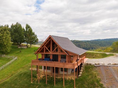 Fleetwood House | Chasing Clouds Cabin