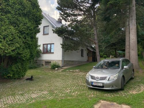 Tatranska Strba Cabin | Chata na lúke