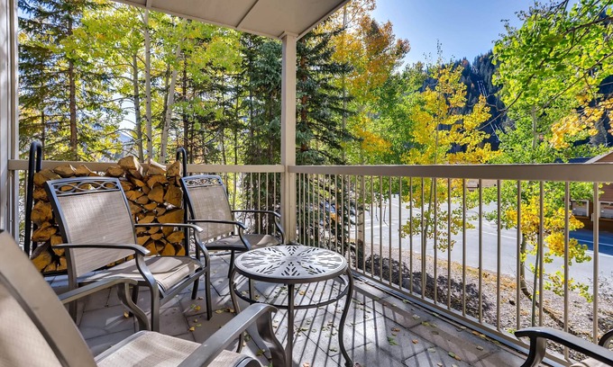 Mountain House Condo | Chateaux DuMont 2724
