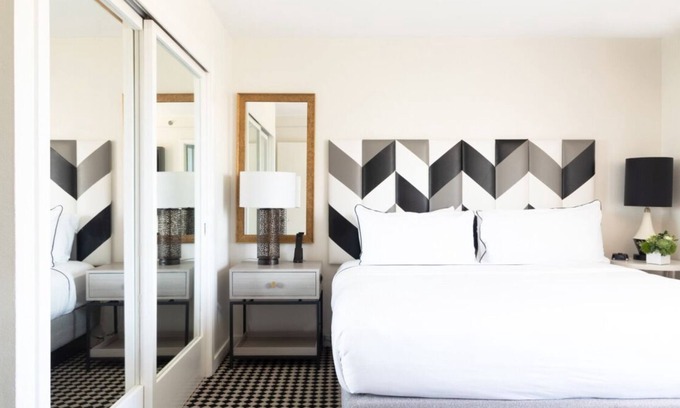 Norma Triangle Hotel | Check West Hollywood, LA! 2 Stunning Suits, Rooftop Heated Pool, Pet-friendly!
