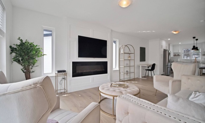 Moncton House | Cheerful, modern 3 -bedroom house