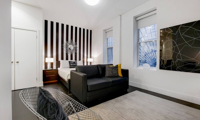 Meatpacking District Apartment | Chelsea Studio Apartment in Perfect Location