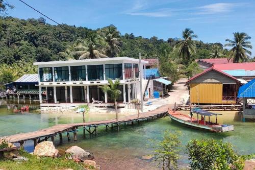 Koh Rong Apartment | Chener guesthouse 1 Quince bed Sea view room